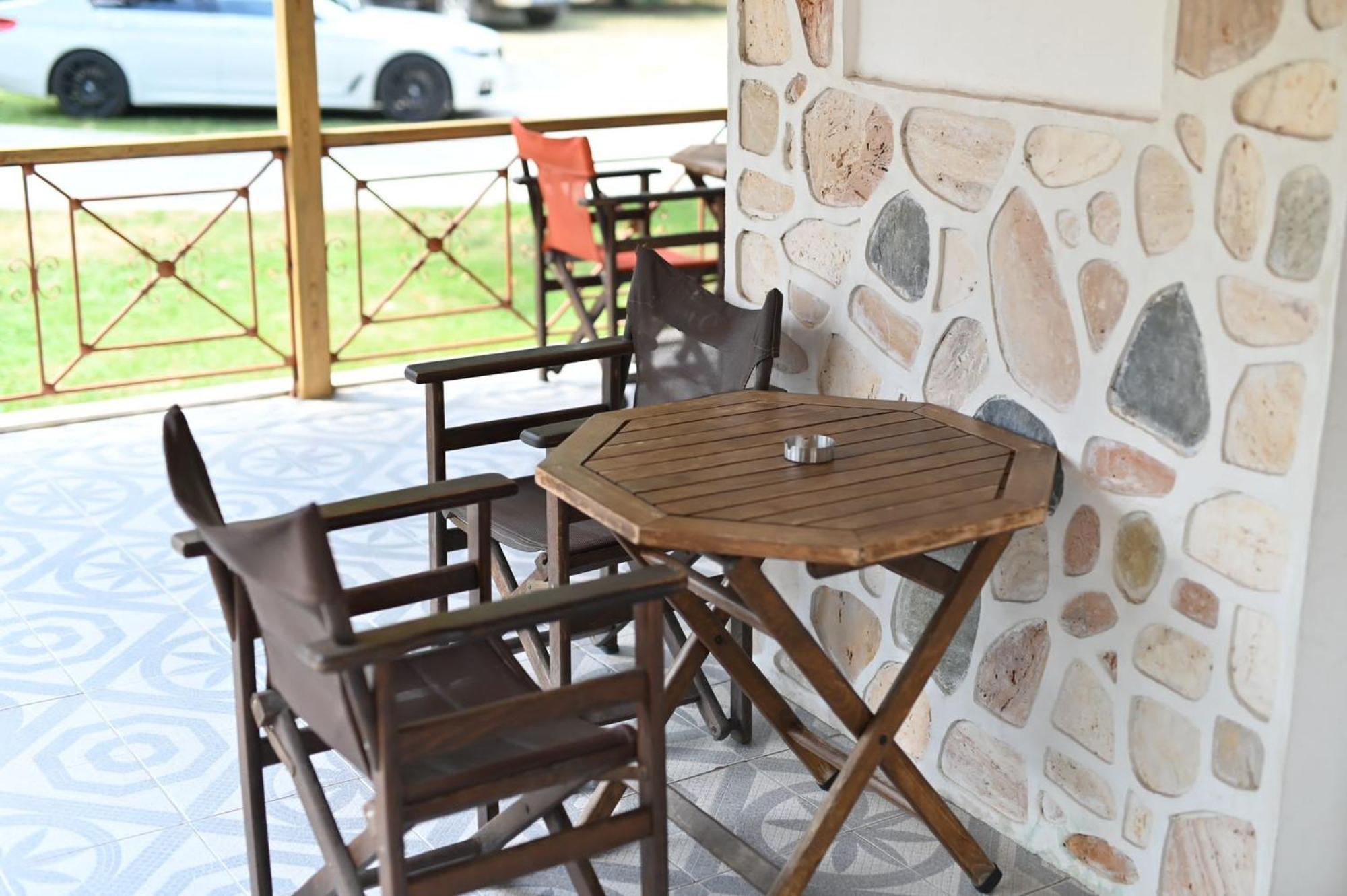 Guesthouse Agnandi Káto Loutrákion 외부 사진