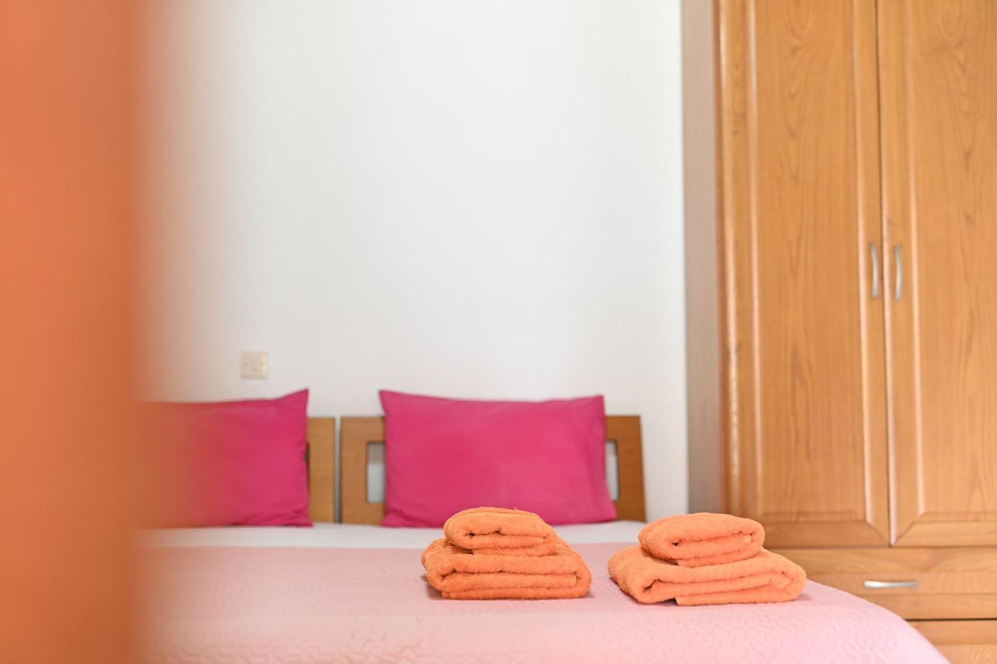 Guesthouse Agnandi Káto Loutrákion 외부 사진