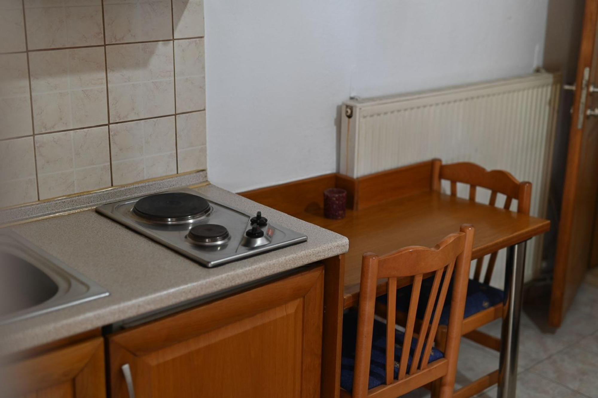 Guesthouse Agnandi Káto Loutrákion 외부 사진