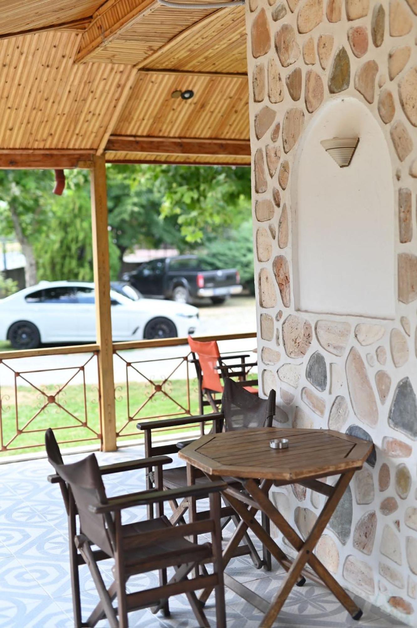 Guesthouse Agnandi Káto Loutrákion 외부 사진