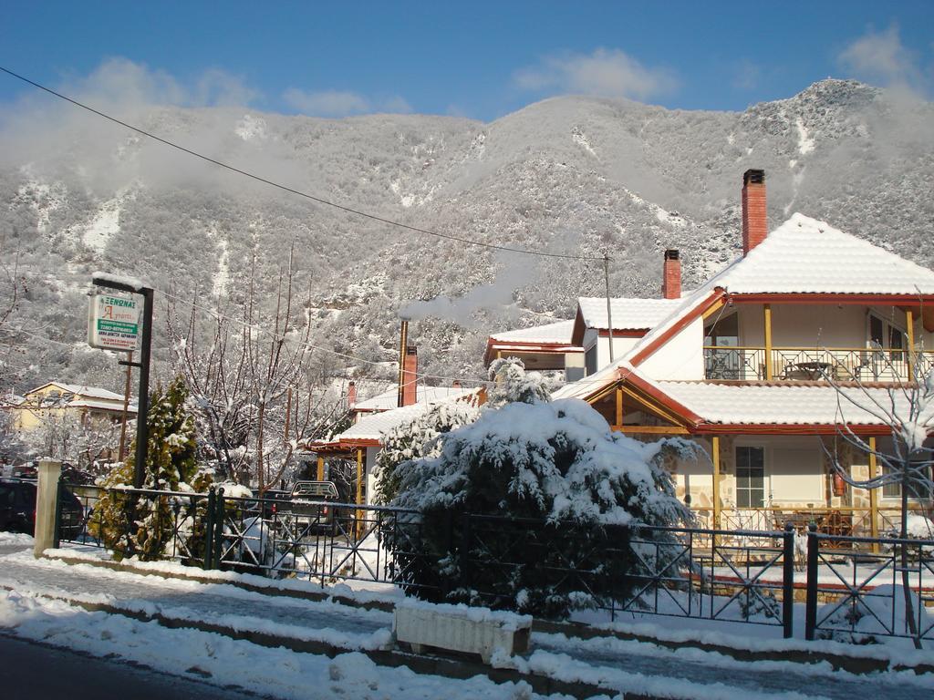 Guesthouse Agnandi Káto Loutrákion 외부 사진